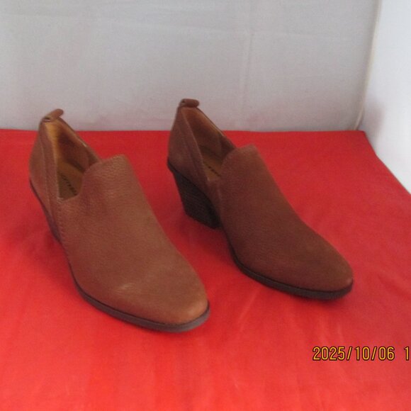 Lucky Brand Vennia Slip On Leather Shooties $129 - US Size 9 1/2 - Brown - 1373 - Picture 5 of 10